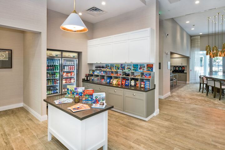 Snack bar