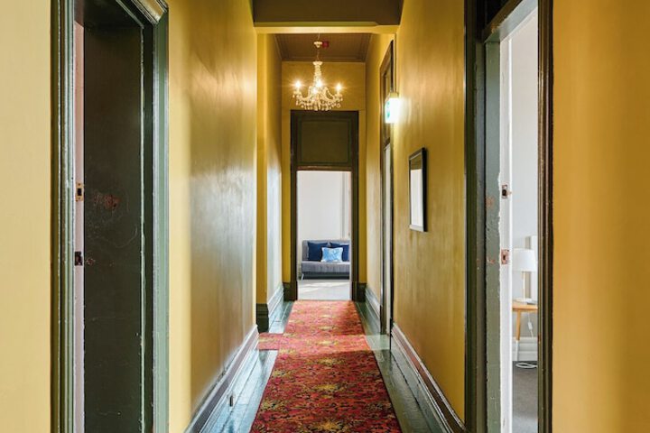 Ballroom/Hall 25 of 32