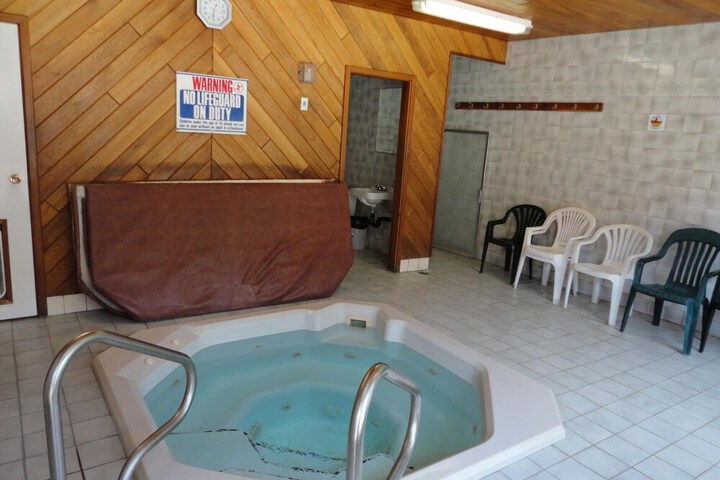 Spa 18 of 39