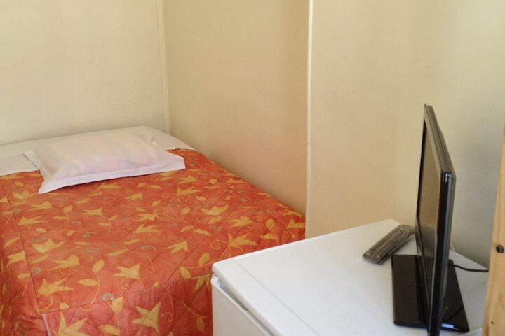 Room 16 of 44