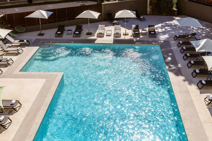 Pool 35 of 65