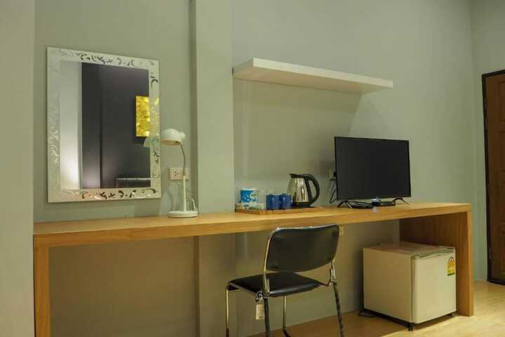 Room 17 of 50