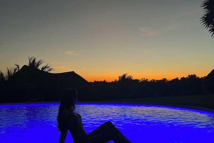 Pool 12 of 27