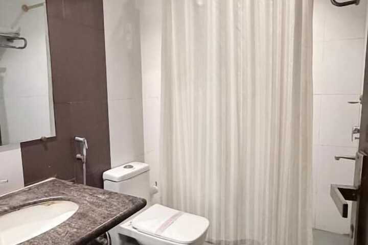 Room 14 of 21