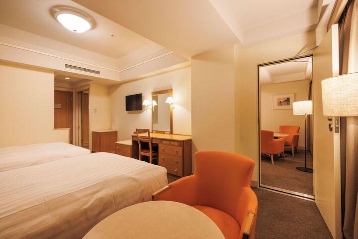 Room 13 of 149