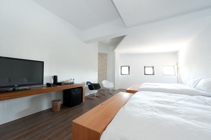 Room 14 of 56