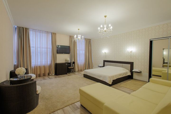Room 5 of 49