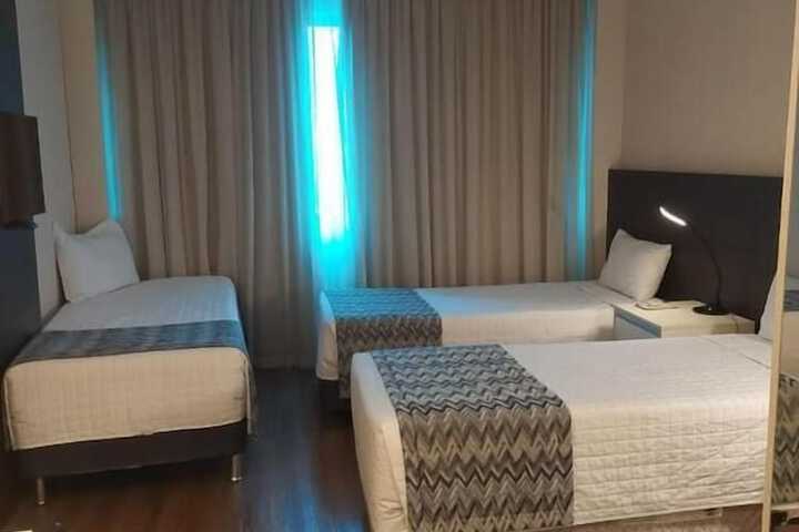 Room 11 of 41