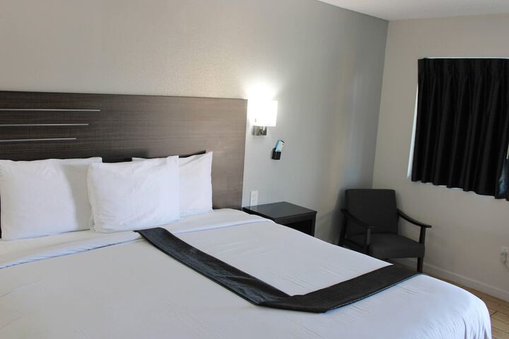Room 46 of 65