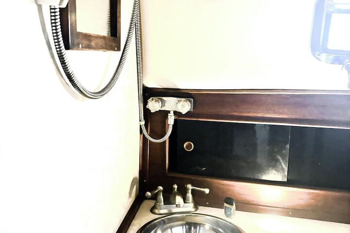 Room 12 of 22