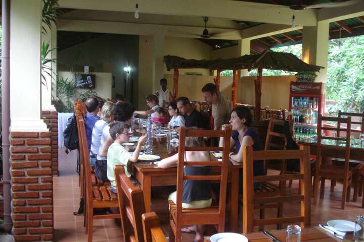 Dining 44 of 60