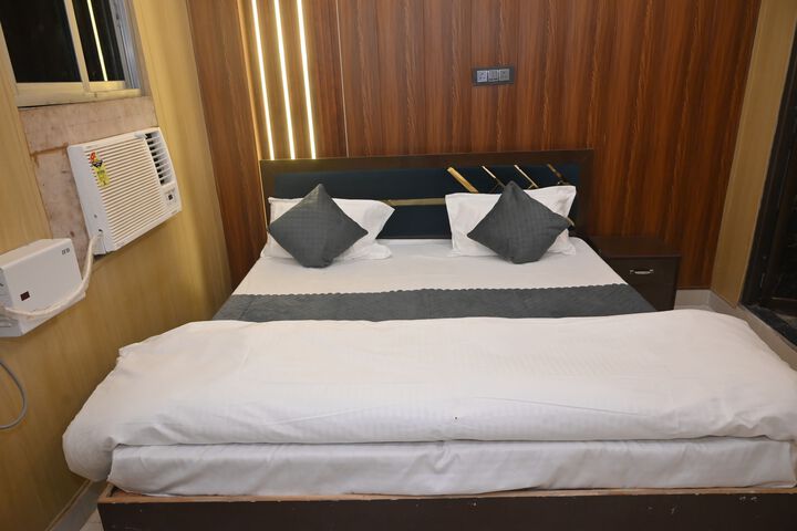 Room 20 of 37