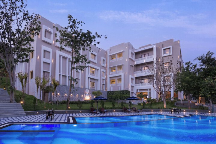 Hotel 54 of 55
