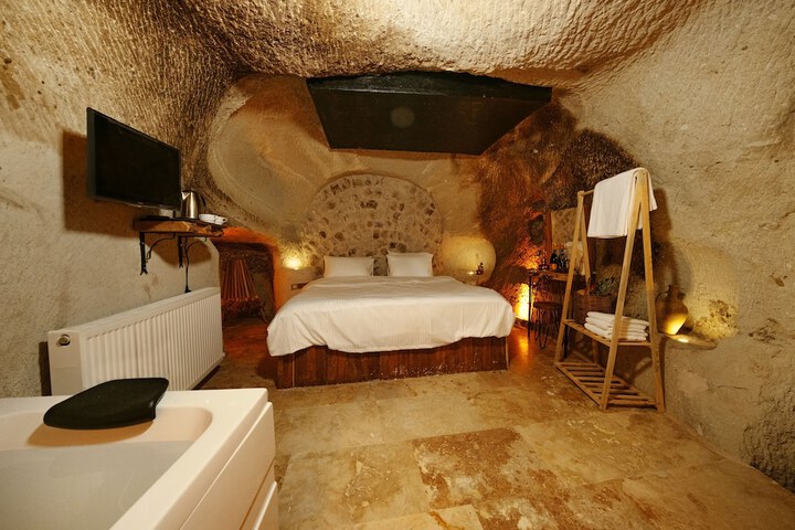Room 41 of 79