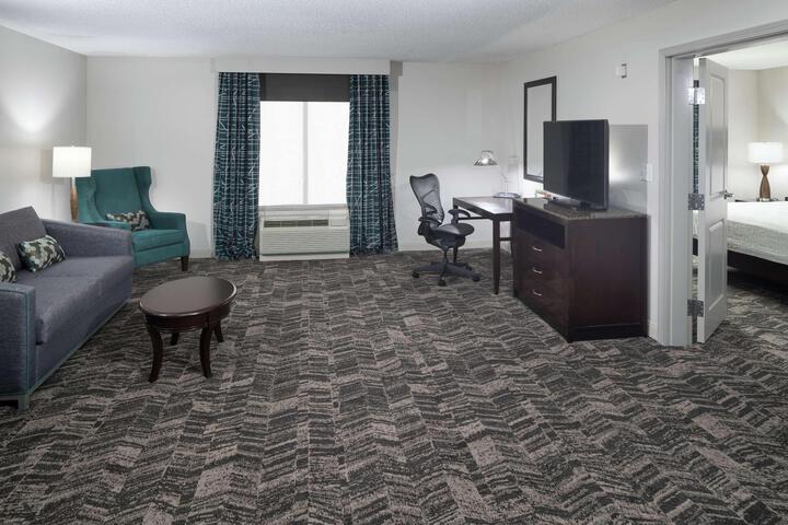 Junior Suite 2 Queen Beds (7 of 8)