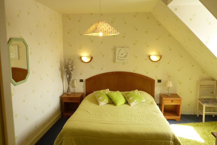 Room 5 of 61