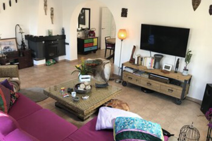 Room 16 of 36