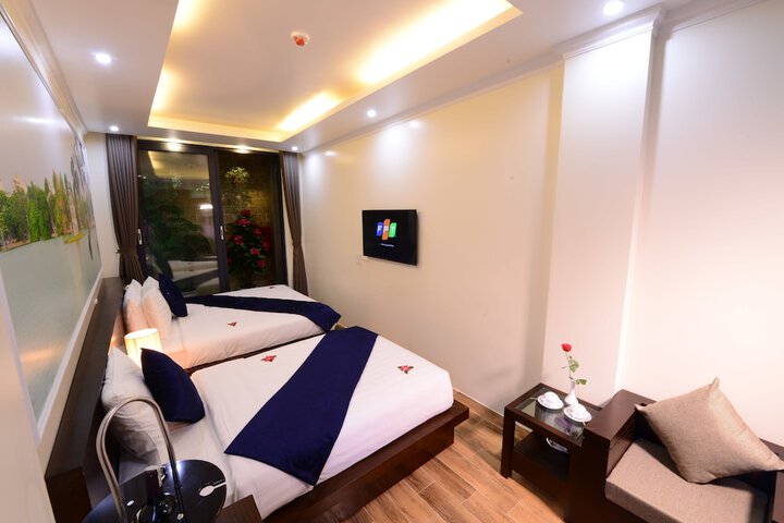Room 4 of 54