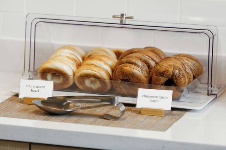 Breakfast/Coffee Service 29 of 35