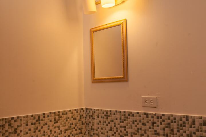 Room 31 of 36
