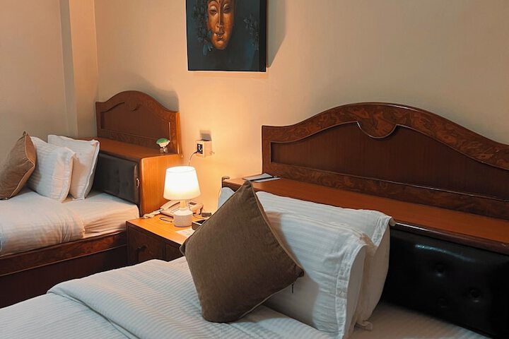 Room 15 of 44
