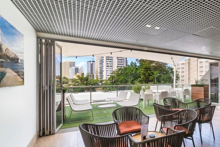 Breakfast/Coffee Service 13 of 28