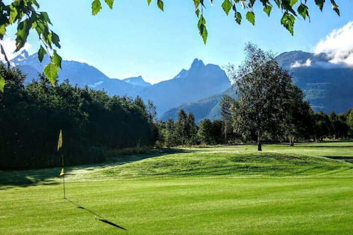 Golf 42 of 64
