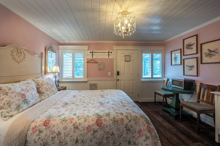 Room 30 of 54