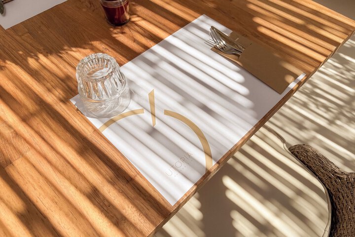 Dining 36 of 57