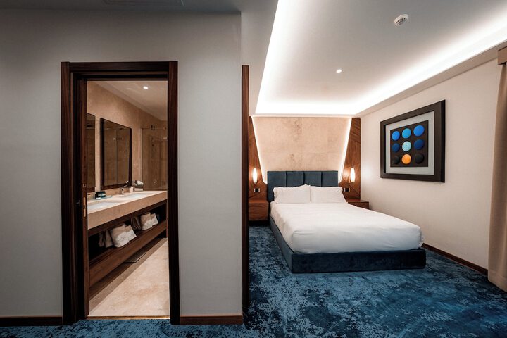 Room 62 of 197