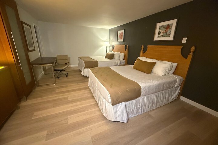 Room 11 of 38