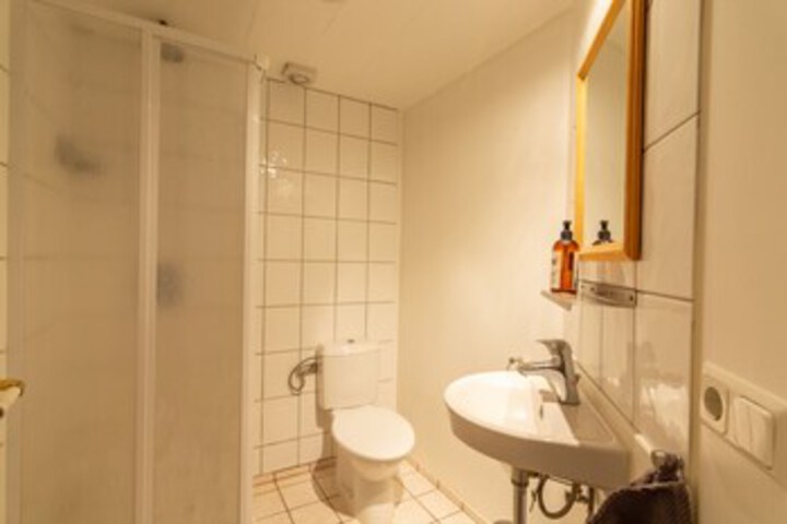 Room 4 of 55