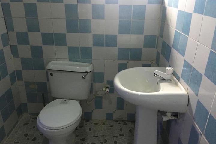 Room 13 of 19