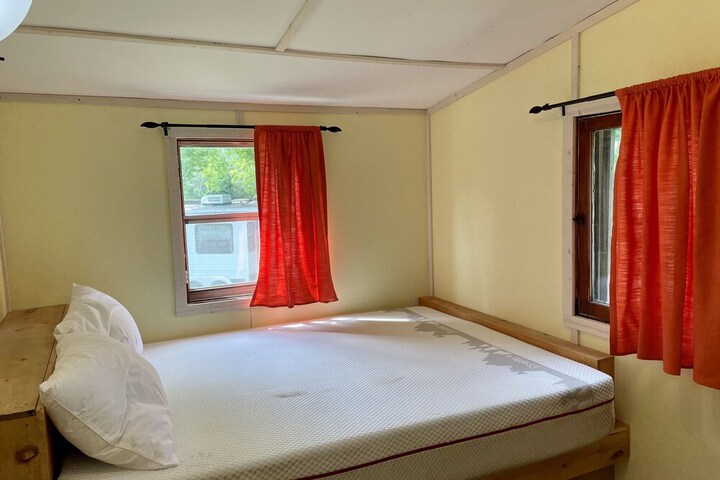 Room 26 of 139