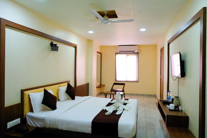 Room 17 of 32