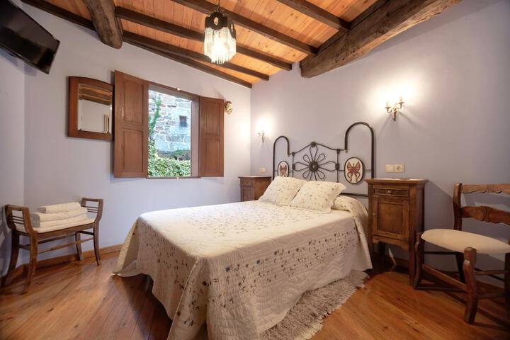 Room 10 of 40