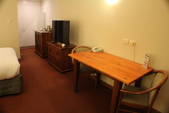 Room 3 of 58