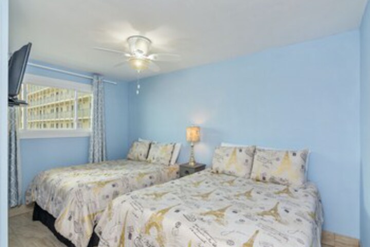 Room 103 of 130