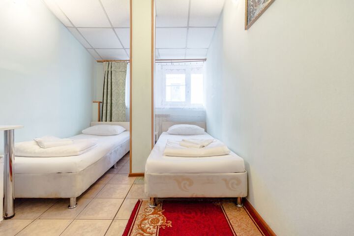 Room 45 of 73