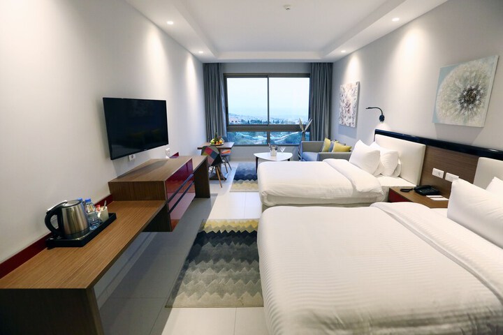 Room 17 of 101