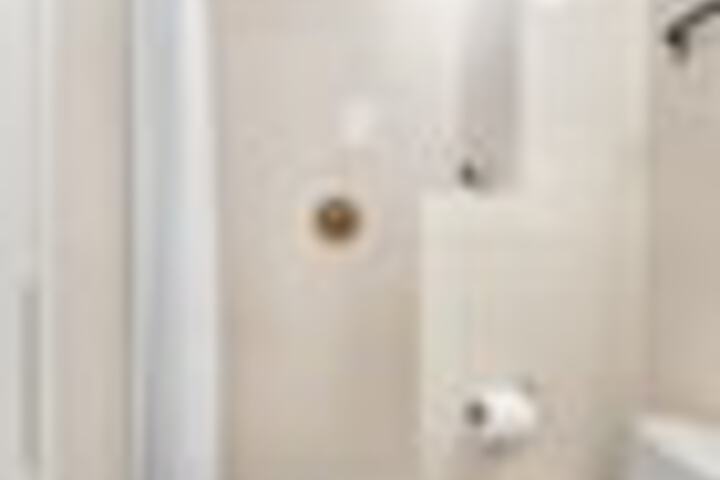 Room 131 of 171