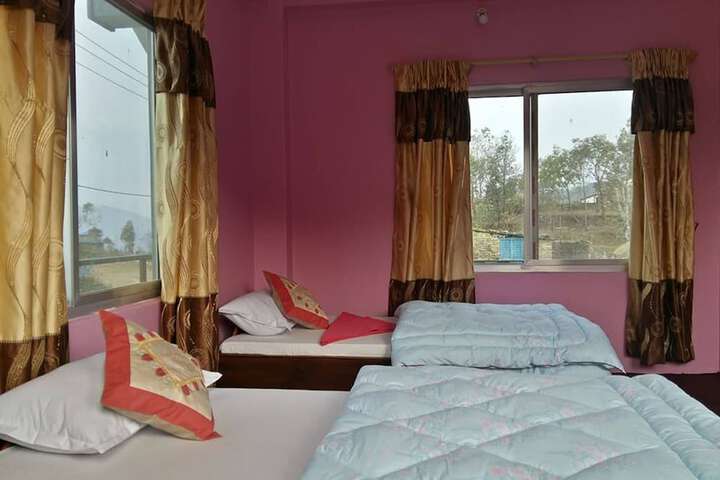 Room 4 of 6