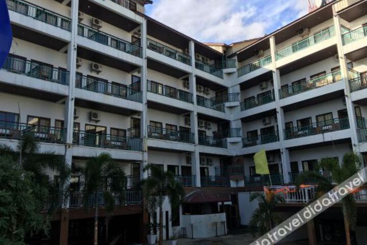 Hotel 3 of 28