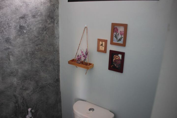 Room 76 of 122