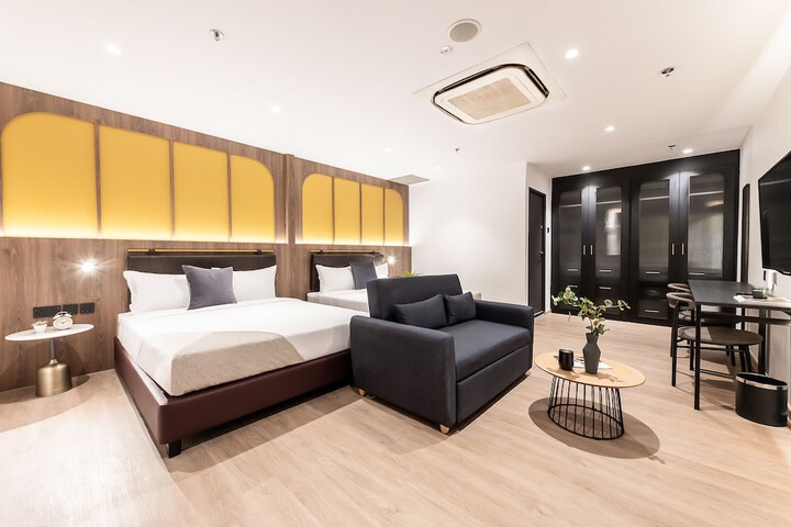 Room 29 of 72