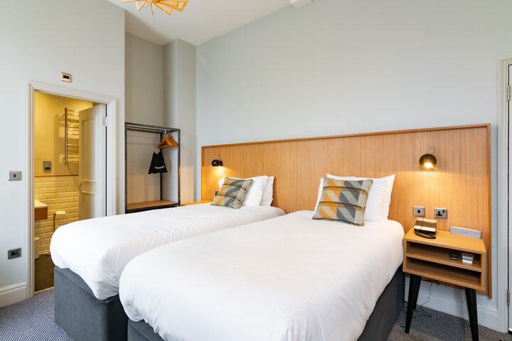 Room 20 of 53