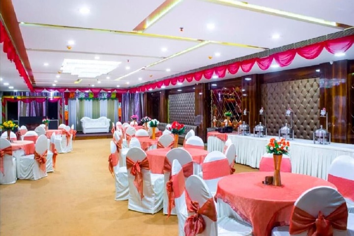 Ballroom/Hall 37 of 38