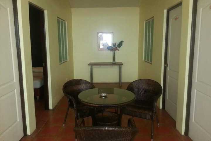 Room 19 of 37