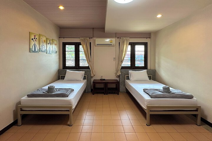 Room 19 of 44