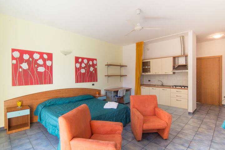 Room 14 of 49